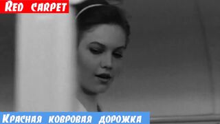 Английский с нуля, фраза: Красная ковровая дорожка